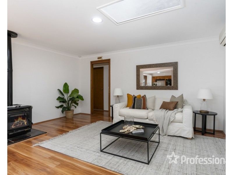 4 Arwon Avenue, Casula NSW 2170