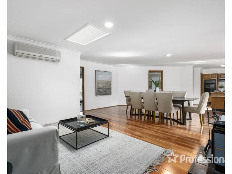 4 Arwon Avenue, Casula NSW 2170