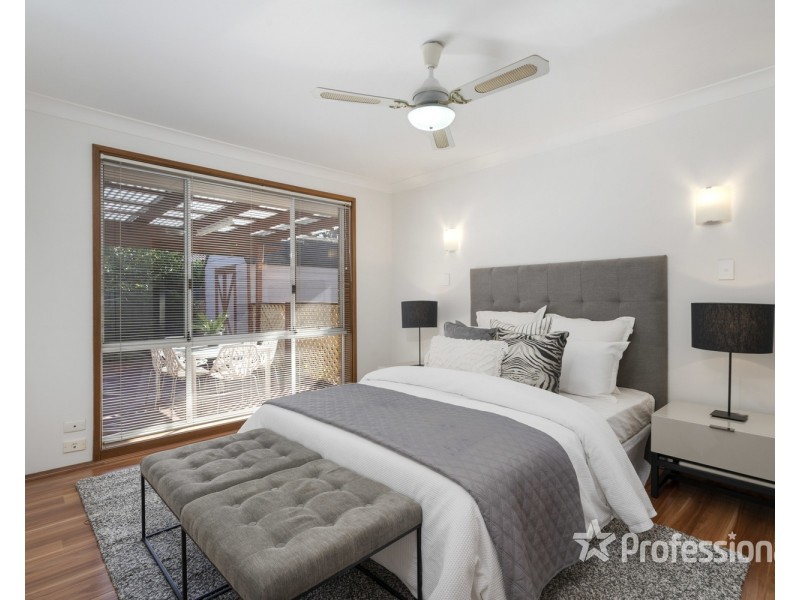 4 Arwon Avenue, Casula NSW 2170