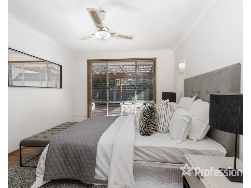 4 Arwon Avenue, Casula NSW 2170