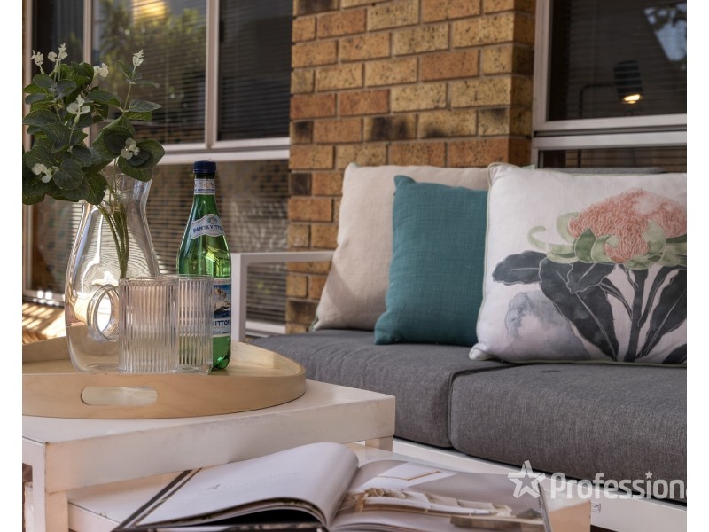 4 Arwon Avenue, Casula NSW 2170