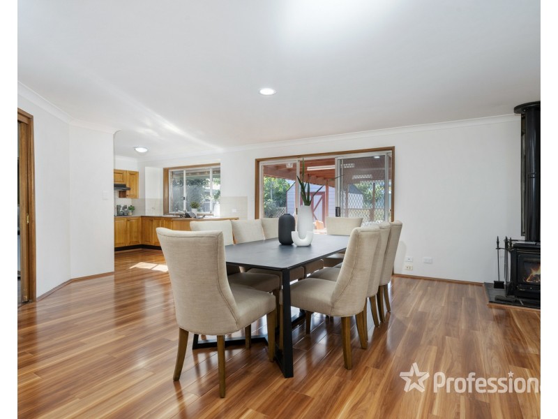 4 Arwon Avenue, Casula NSW 2170