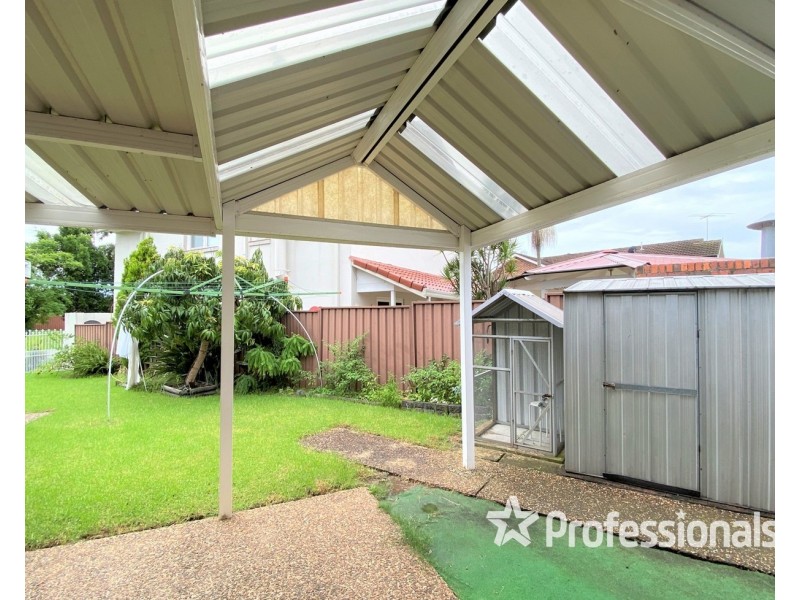 13 Carbine Close, Casula NSW 2170