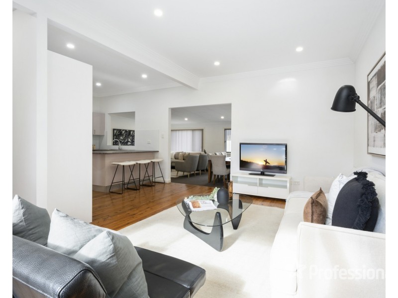 60 Fitzpatrick Crescent, Casula NSW 2170