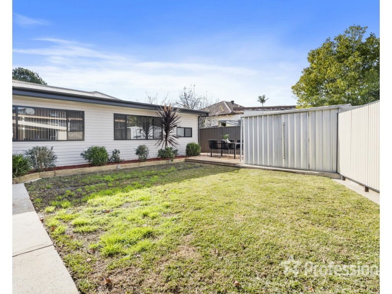 60 Fitzpatrick Crescent, Casula NSW 2170