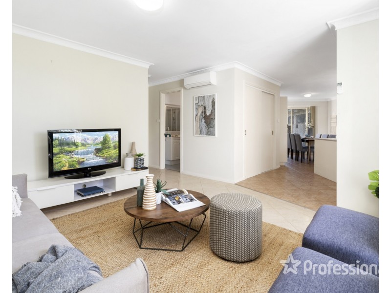 4/9-11 Doomben Close, Casula NSW 2170