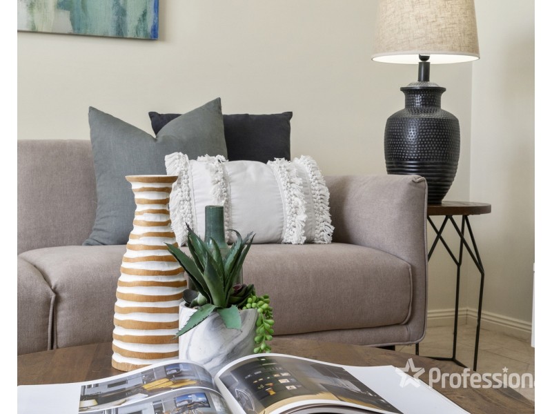 4/9-11 Doomben Close, Casula NSW 2170