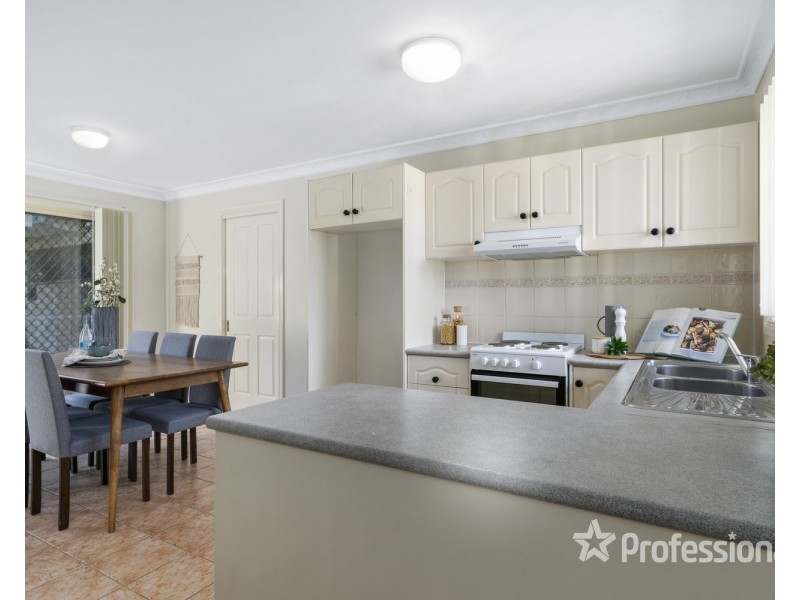 4/9-11 Doomben Close, Casula NSW 2170