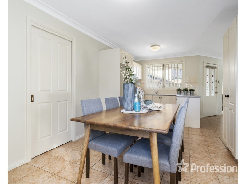 4/9-11 Doomben Close, Casula NSW 2170