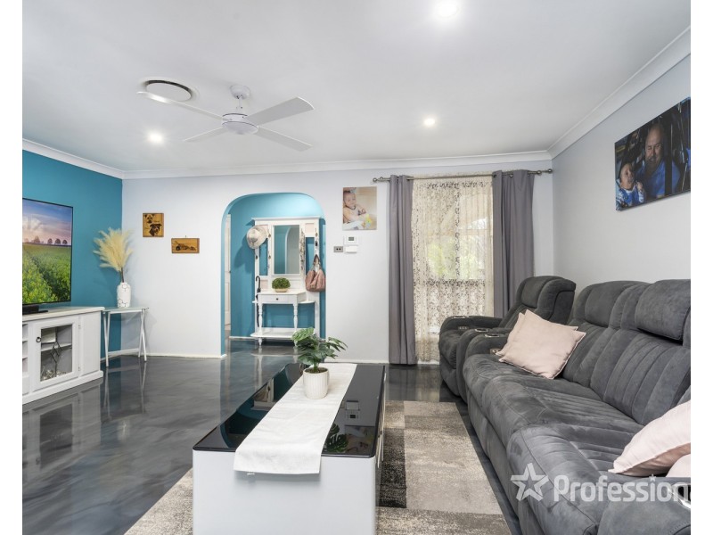 2 Boobook Place, Ingleburn NSW 2565
