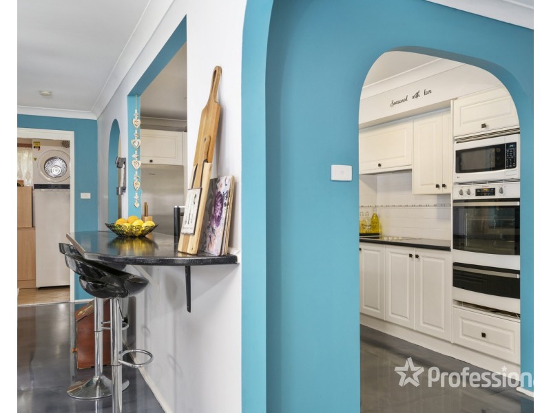 2 Boobook Place, Ingleburn NSW 2565