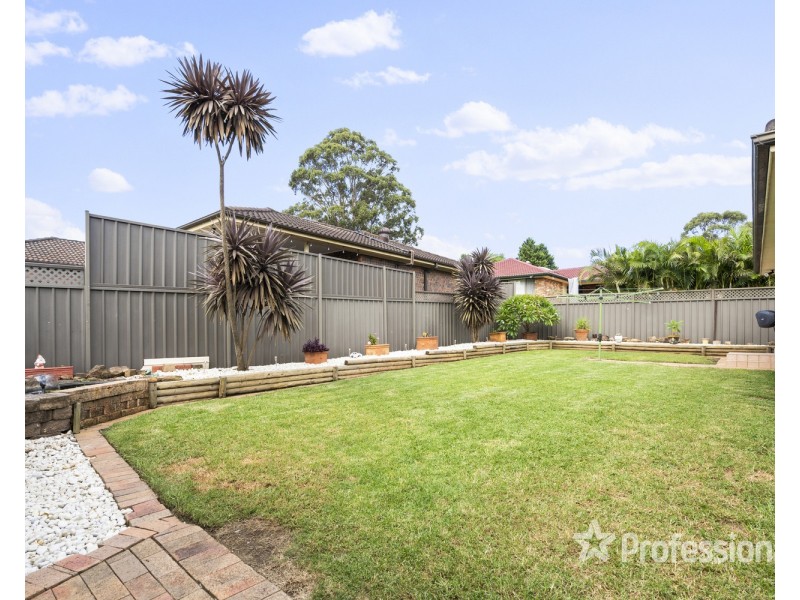 2 Boobook Place, Ingleburn NSW 2565