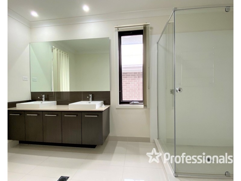 12 Wonson Road, Edmondson Park NSW 2174