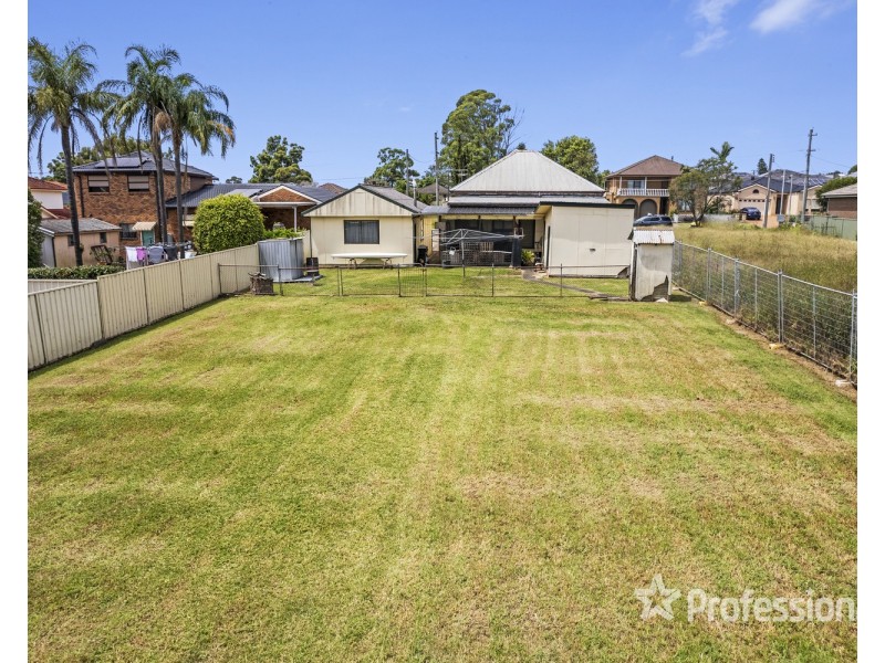29 Carnation Avenue, Casula NSW 2170