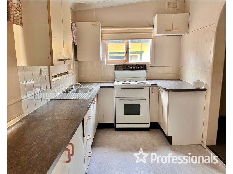 29 Carnation Avenue, Casula NSW 2170