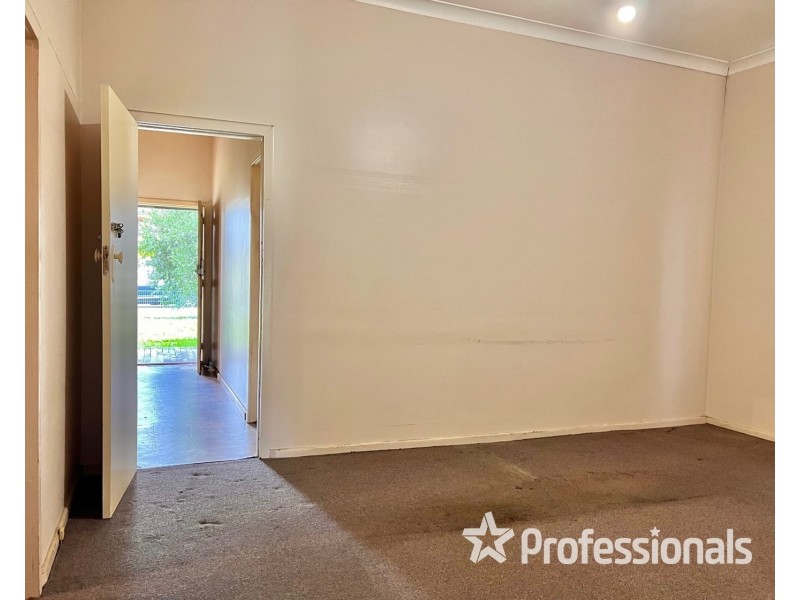 29 Carnation Avenue, Casula NSW 2170