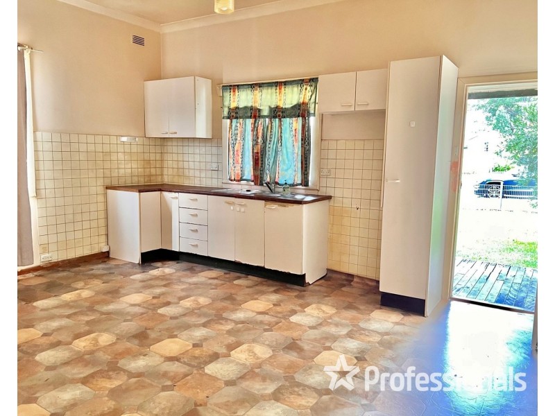 29 Carnation Avenue, Casula NSW 2170