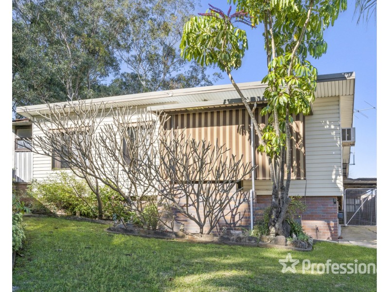 2 Hazel Avenue, Lurnea NSW 2170