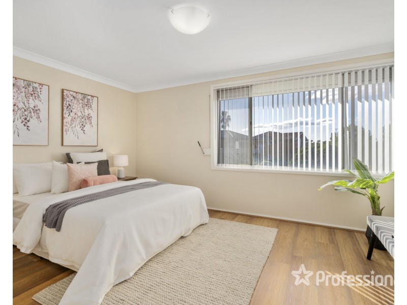 18 Segefield Place, Casula NSW 2170