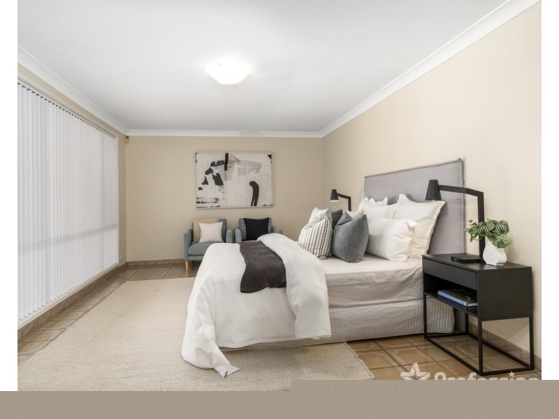 18 Segefield Place, Casula NSW 2170