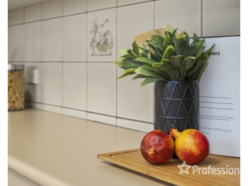 18 Segefield Place, Casula NSW 2170