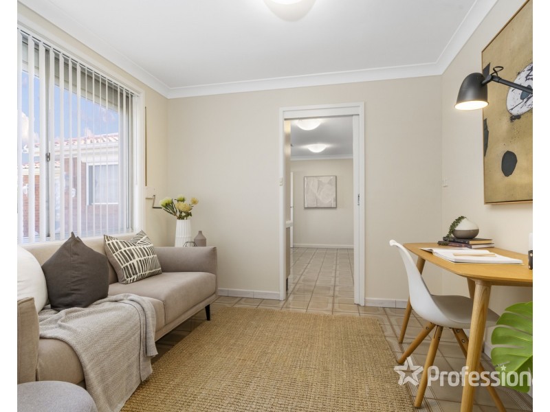 18 Segefield Place, Casula NSW 2170