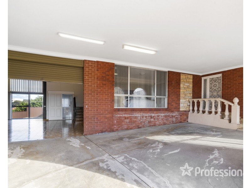 18 Segefield Place, Casula NSW 2170