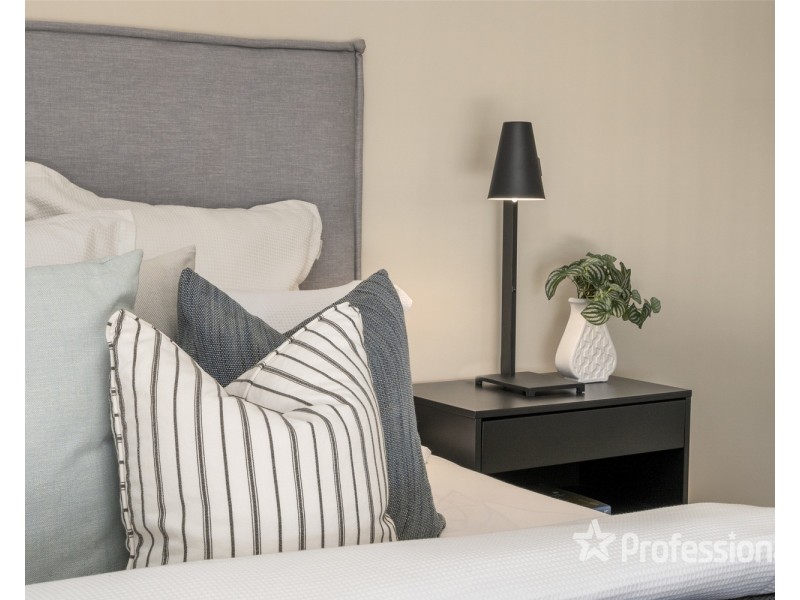 18 Segefield Place, Casula NSW 2170