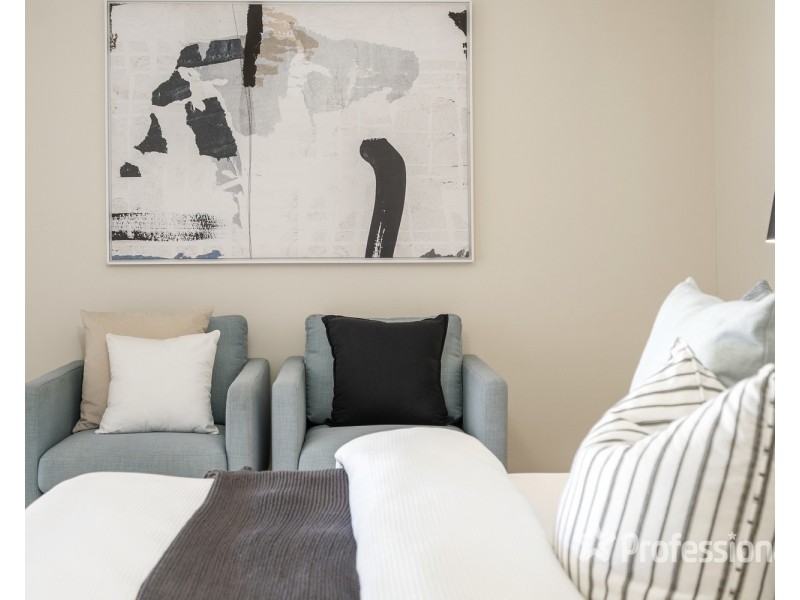 18 Segefield Place, Casula NSW 2170