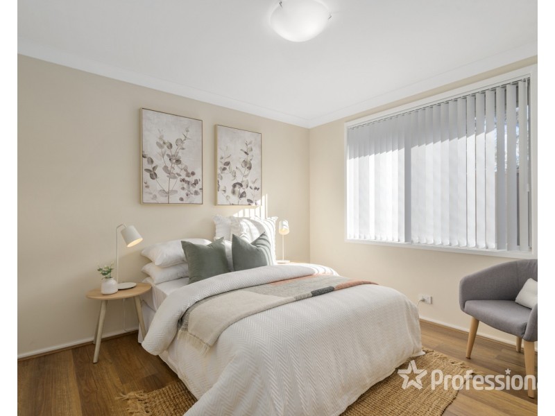 18 Segefield Place, Casula NSW 2170