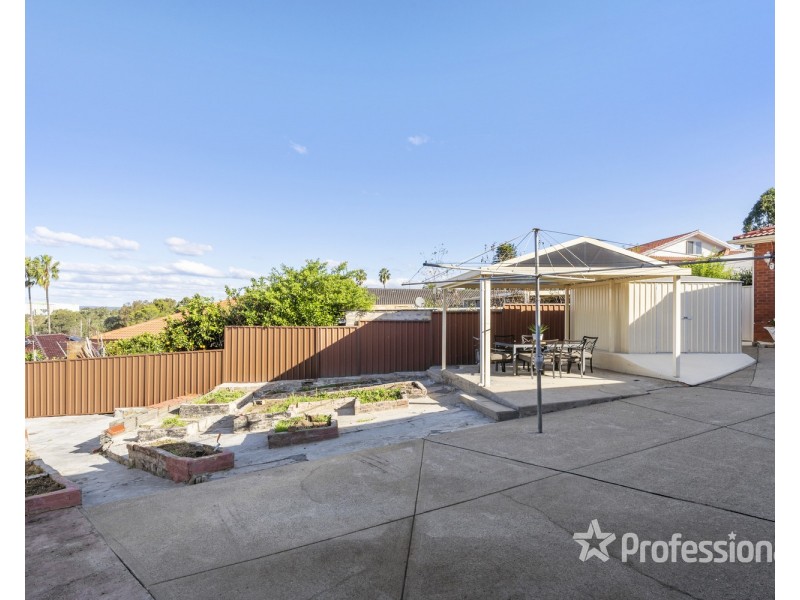 18 Segefield Place, Casula NSW 2170