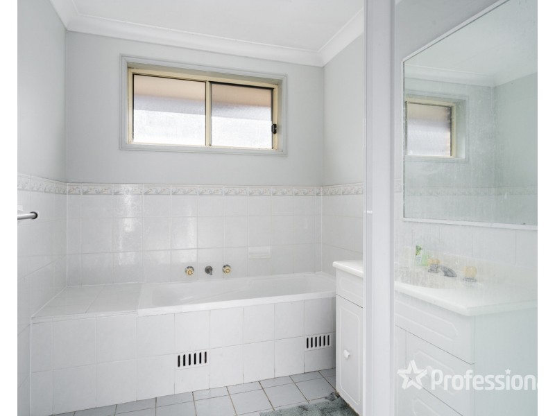 13/182-184 Leacocks Lane, Casula NSW 2170