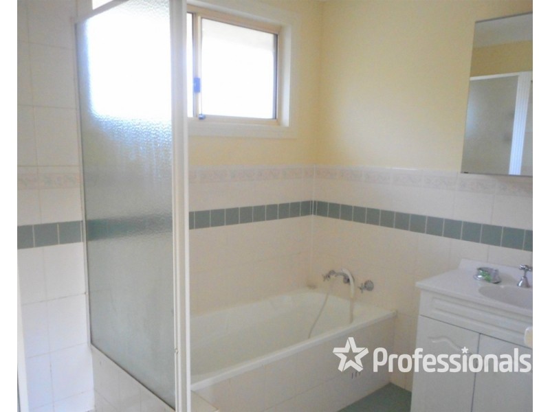 4/20 Myall Road, Casula NSW 2170