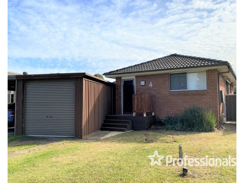 4 Keats Place, Ingleburn NSW 2565