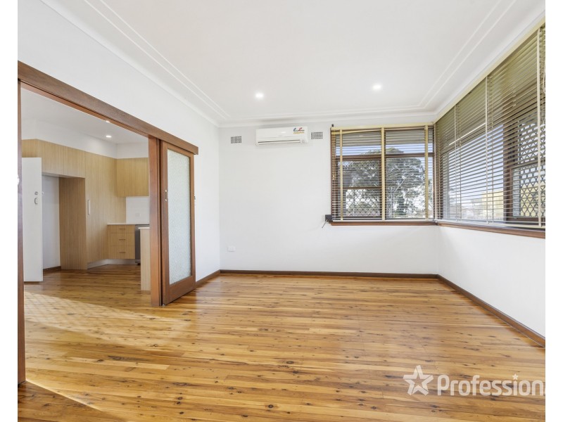 7  Old Kurrajong Road, Casula NSW 2170