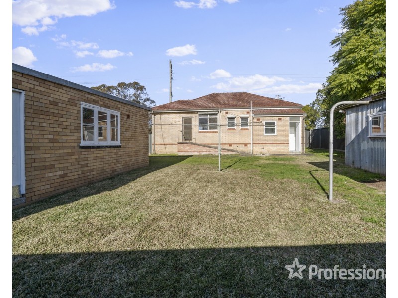 7  Old Kurrajong Road, Casula NSW 2170