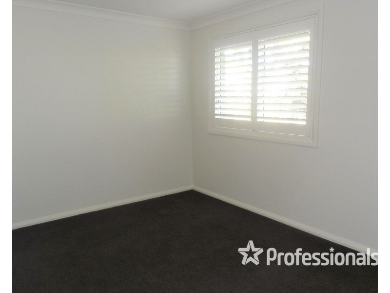 19 Boddingtons Road, Glenfield NSW 2167