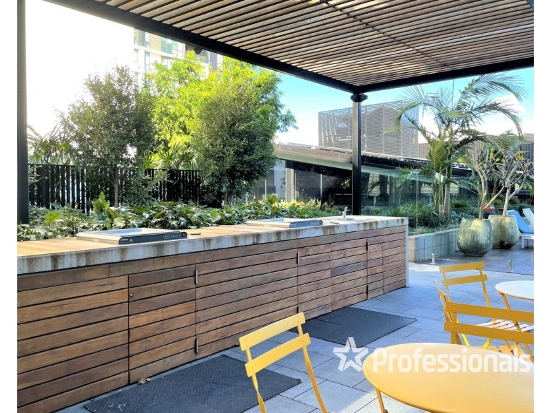 303/2 Sergeant Street, Edmondson Park NSW 2174