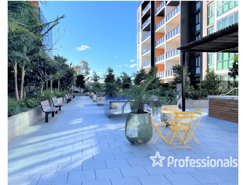 303/2 Sergeant Street, Edmondson Park NSW 2174