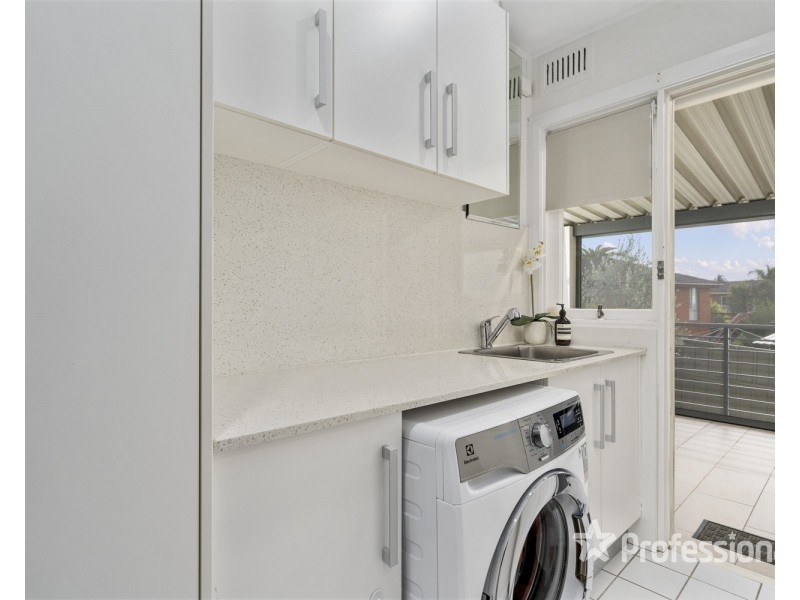 5 Tuscan Place, Casula NSW 2170