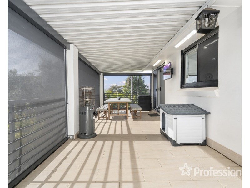 5 Tuscan Place, Casula NSW 2170