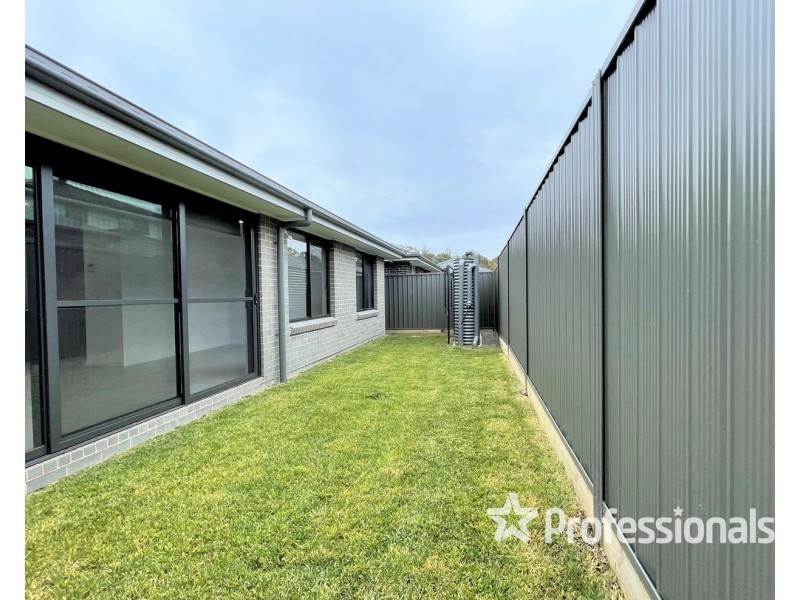 40 Ingall Loop, Catherine Field NSW 2557