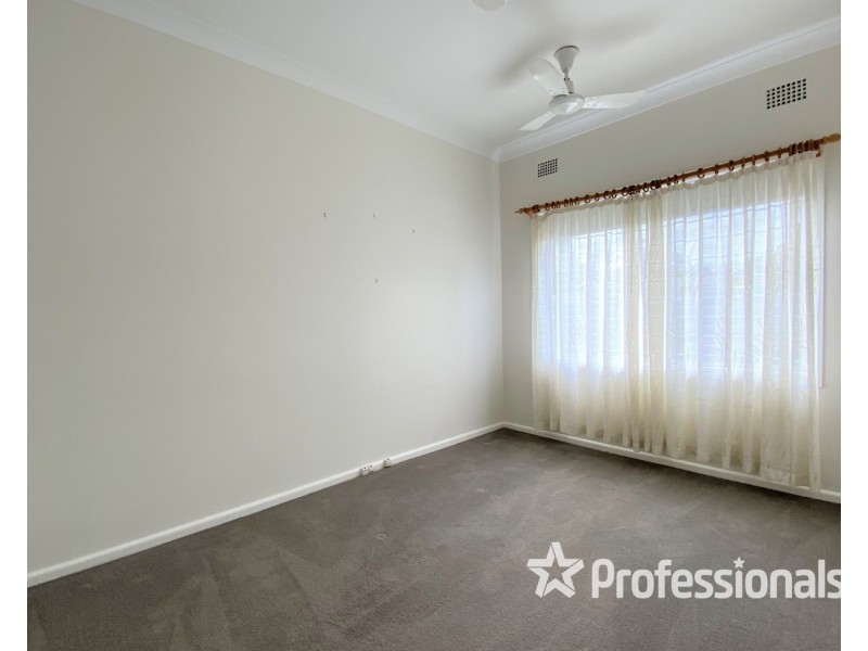 21 Graham Avenue, Casula NSW 2170