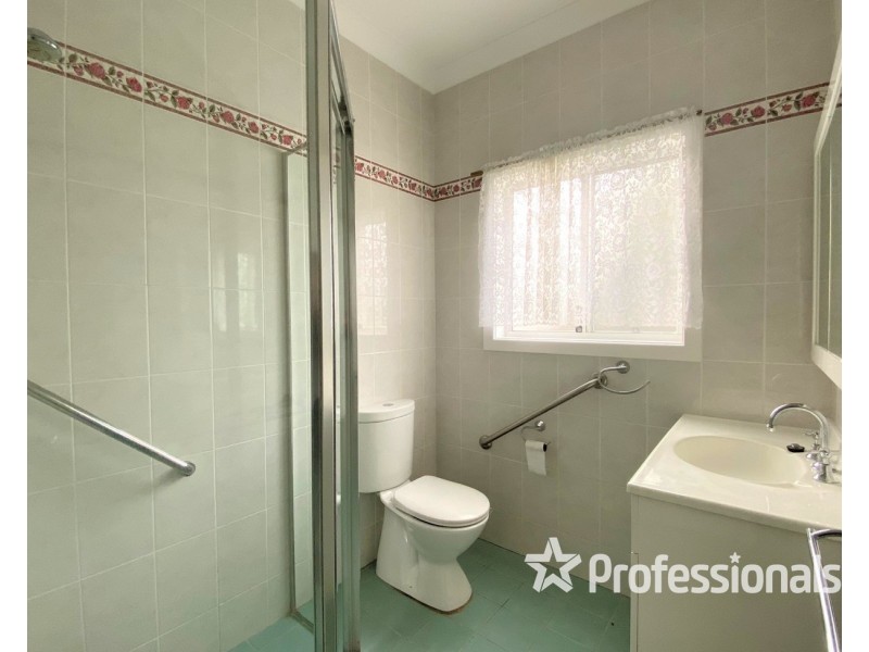 21 Graham Avenue, Casula NSW 2170