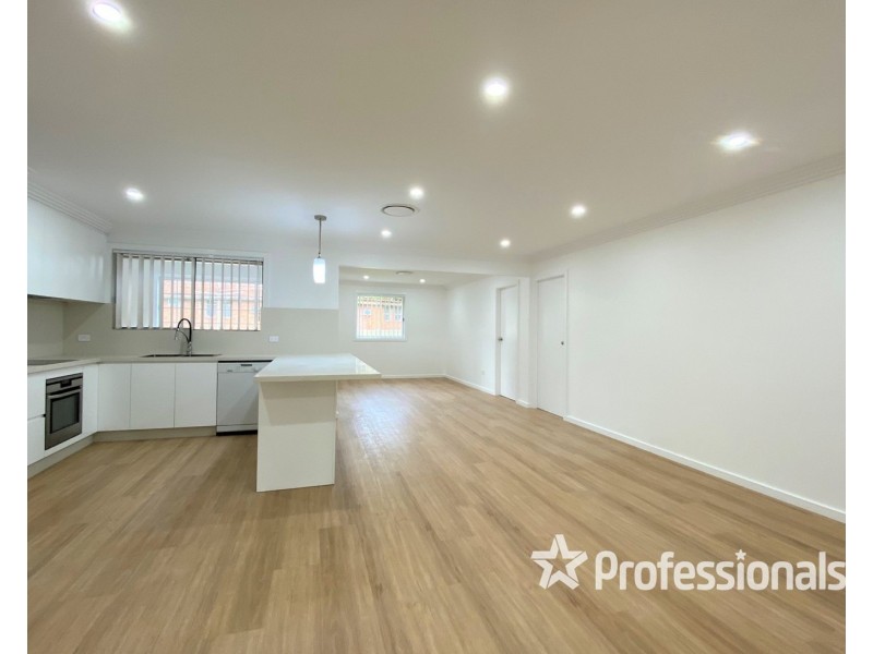 19 McKell Avenue, Casula NSW 2170