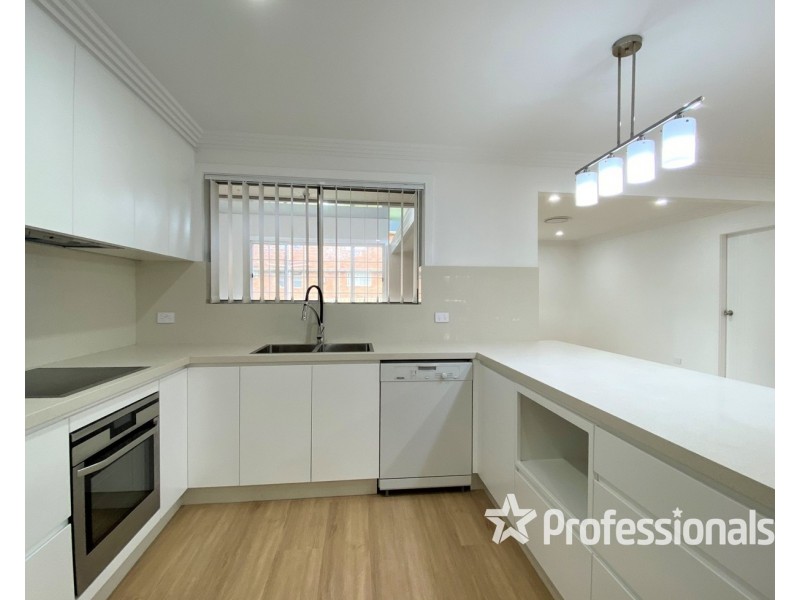 19 McKell Avenue, Casula NSW 2170