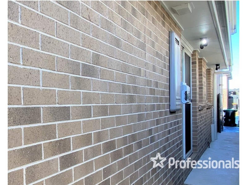 221A Dalmatia Avenue, Edmondson Park NSW 2174