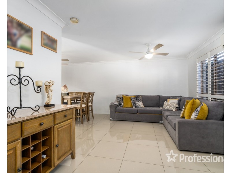 11/12 Pine Road, Casula NSW 2170