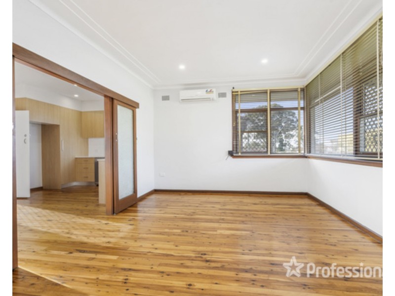 7 Old Kurrajong Road, Casula NSW 2170