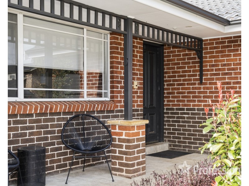 21 Mackellar Street, Casula NSW 2170